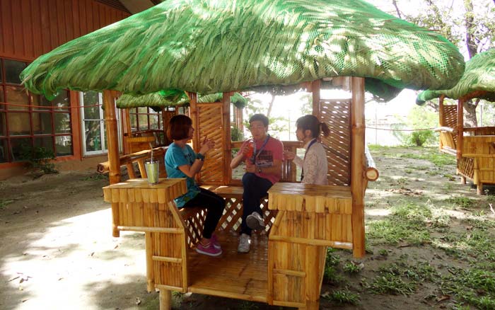 フィリピン留学 SPC in クラーク - 休憩中の生徒 