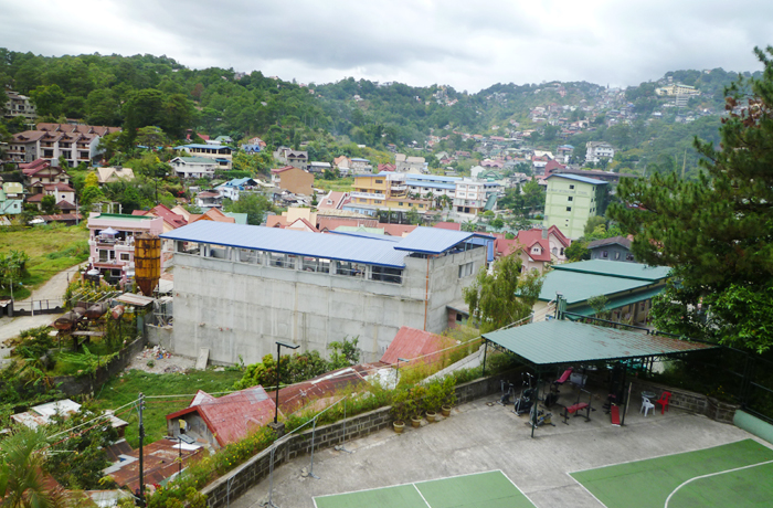 フィリピン留学 JIC BAGUIO - 周辺環境：学校３階からの眺め