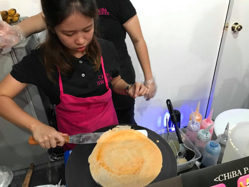 コスプレが無料で楽しめるクレープ屋さん！？ - 5