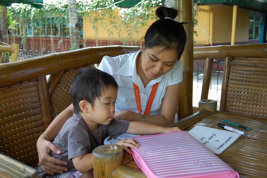 親子留学：子供の最初の１週間（３歳）