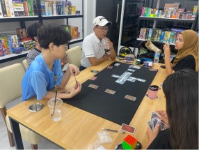 クラークエリアにできたボードゲームカフェ行ってきました。