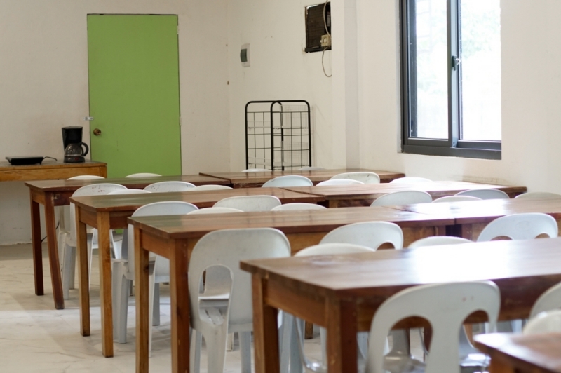 フィリピン留学 Cebu21 - E-Room Language Center-dining-2