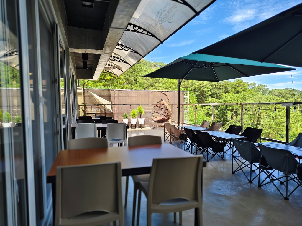 フィリピン留学 Cebu21 - Monol-Cafe-24