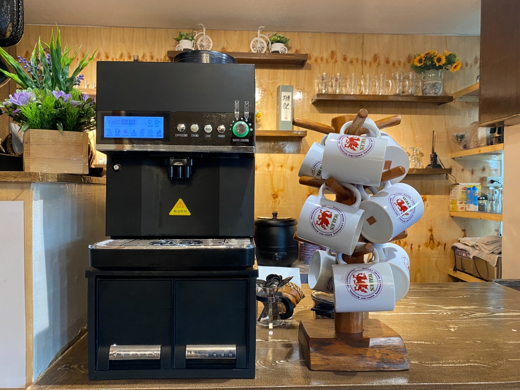 フィリピン留学 Cebu21 - Wales-Cafeteria-2
