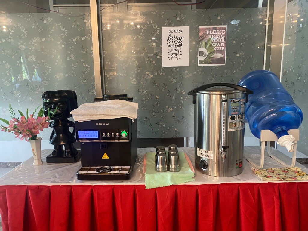 フィリピン留学 Cebu21 - Wales-Cafeteria-13