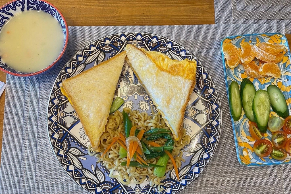 フィリピン留学 Cebu21 - Wales-Cafeteria-16