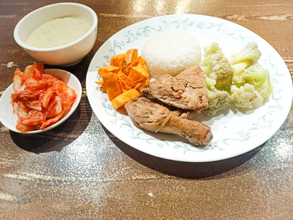 フィリピン留学 Cebu21 - Wales-Meals-1