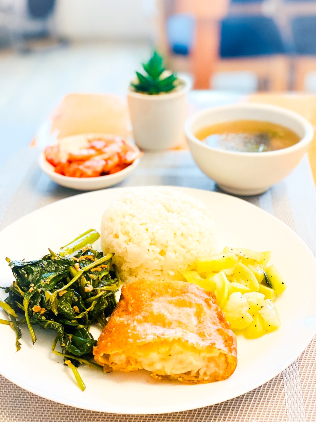 フィリピン留学 Cebu21 - Wales-Meals-5
