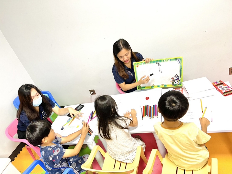 フィリピン留学 Cebu21 - CLC-Class-1
