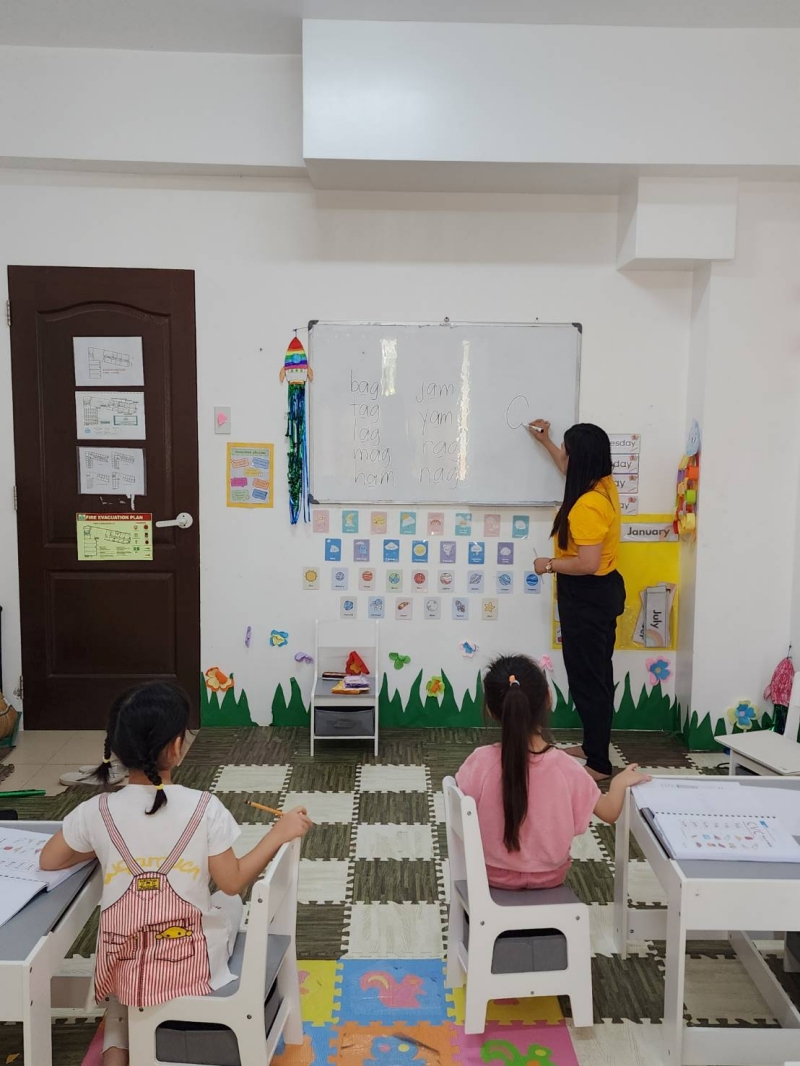フィリピン留学 Cebu21 - Boracay Coco English-Class-4