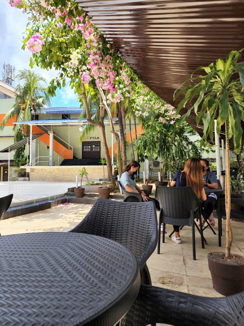フィリピン留学 Cebu21 - CPILS-Pool-2