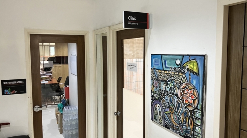 フィリピン留学 Cebu21 - EV Academy-Office-5