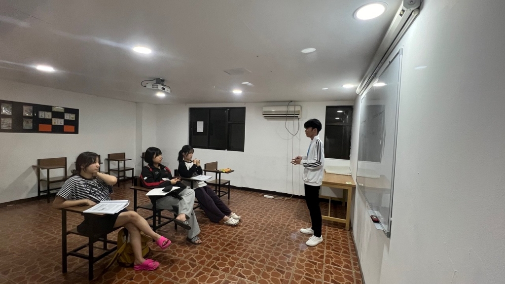 フィリピン留学 Cebu21 - Global Standard-Class-2