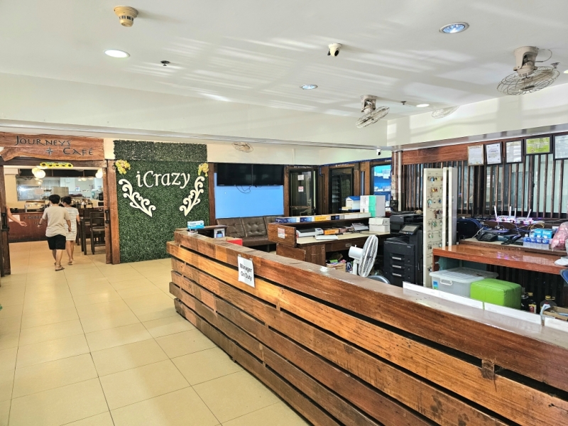 フィリピン留学 Cebu21 - ICL-Lobby-1