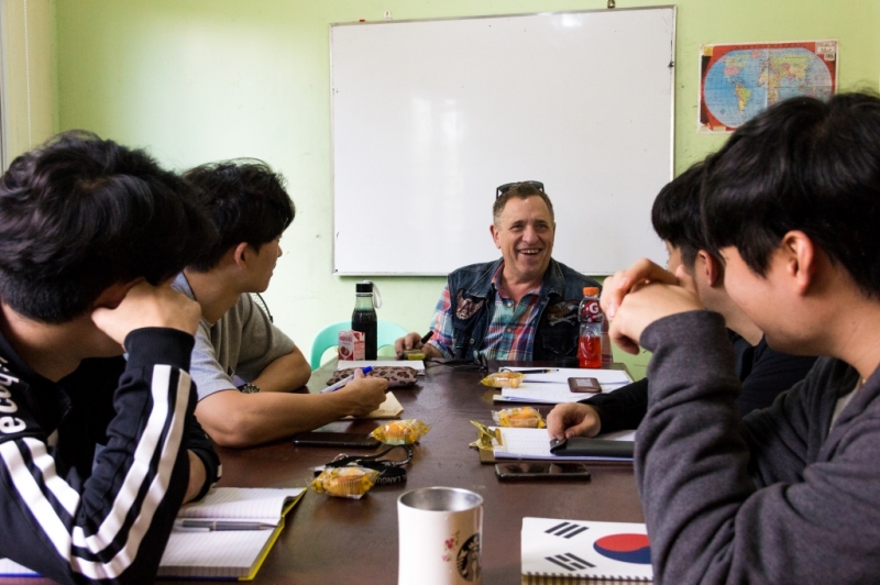 フィリピン留学 Cebu21 - Challenger Campus-Students-37