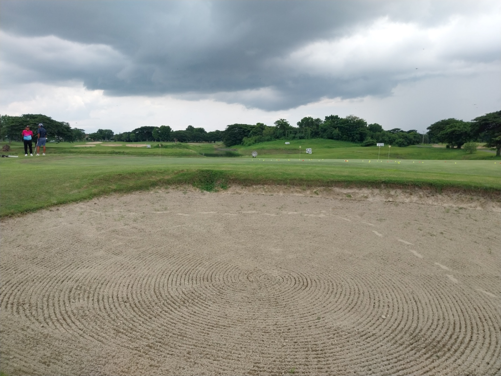 フィリピン留学 Cebu21 - E&G Academy-Golf-6