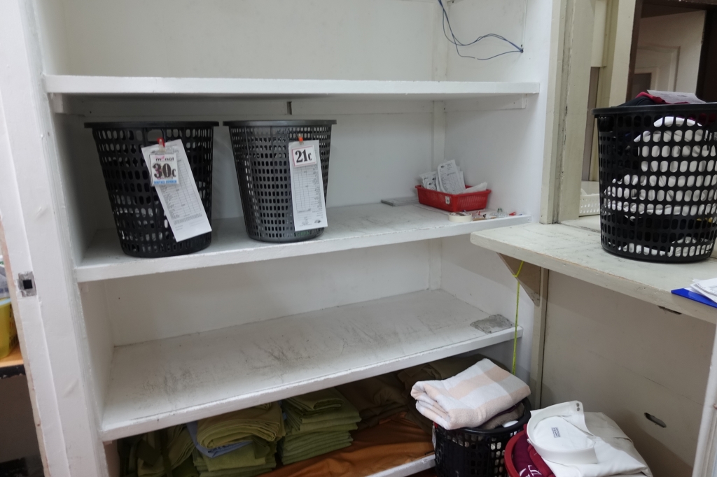 フィリピン留学 Cebu21 - Monol-laundry-6