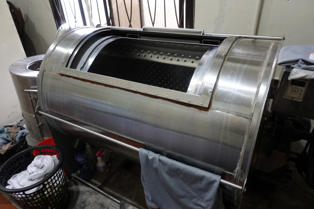 フィリピン留学 Cebu21 - Monol-laundry-11