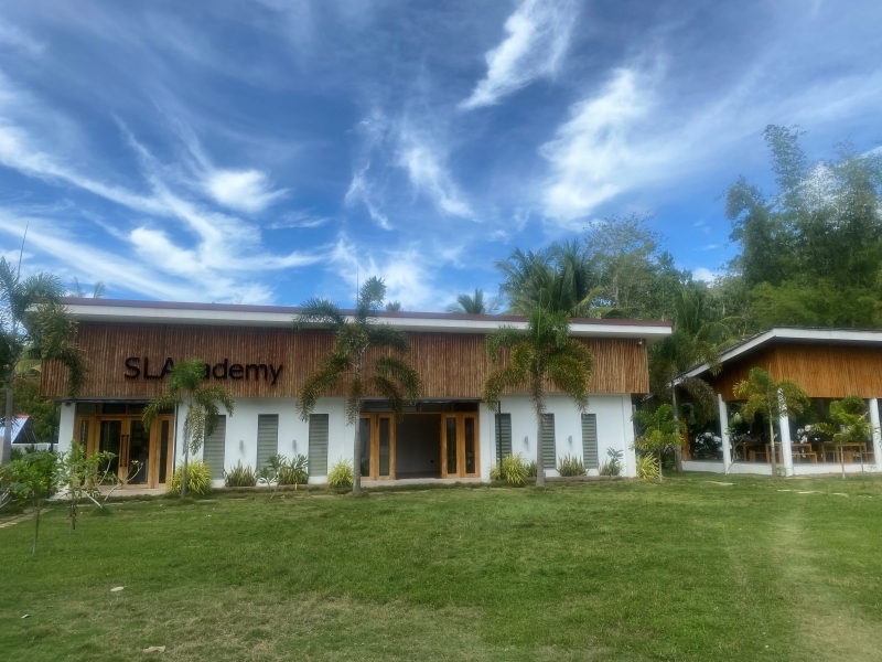 フィリピン留学 Cebu21 - SLAcademy-OutsideBuiding-2