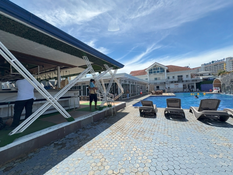 フィリピン留学 Cebu21 - SMEAG ENCANTO-Gym&Pool-1