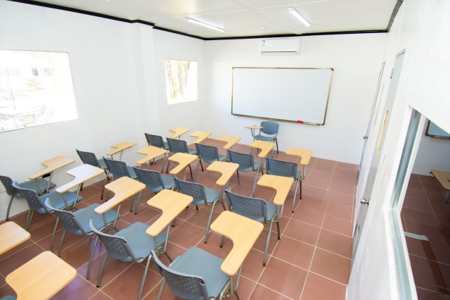 フィリピン留学 Cebu21 - TARGET-ClassRoom-6