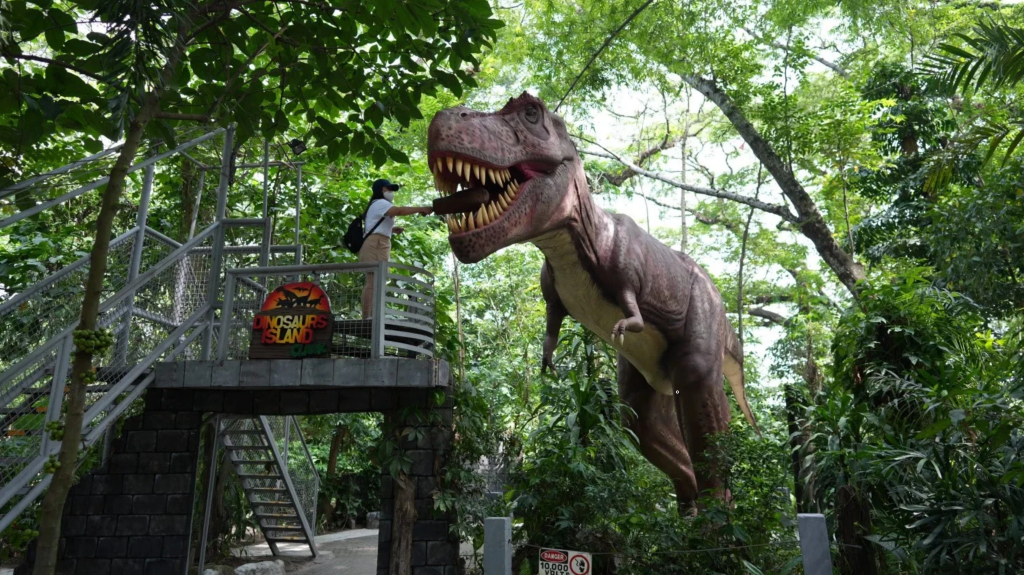 ダイナソー・アイランド(Dinosaurs Island Clark)