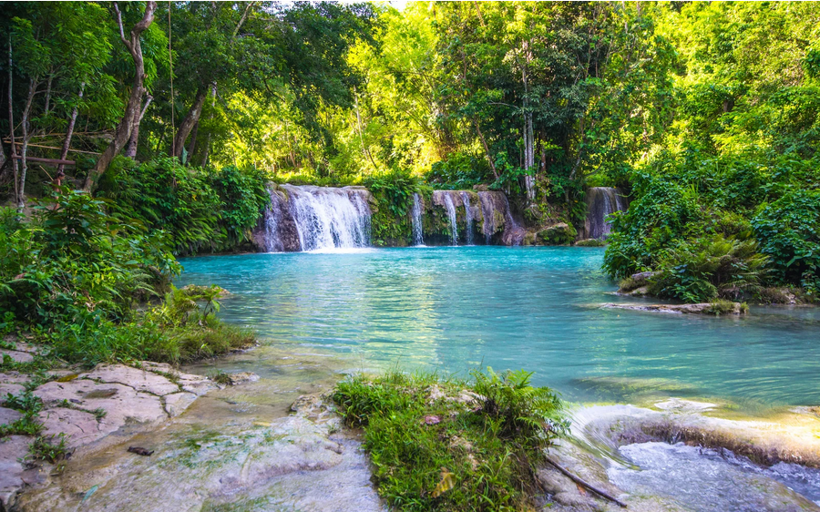 Cambugahay Falls（カンブガハイ滝）