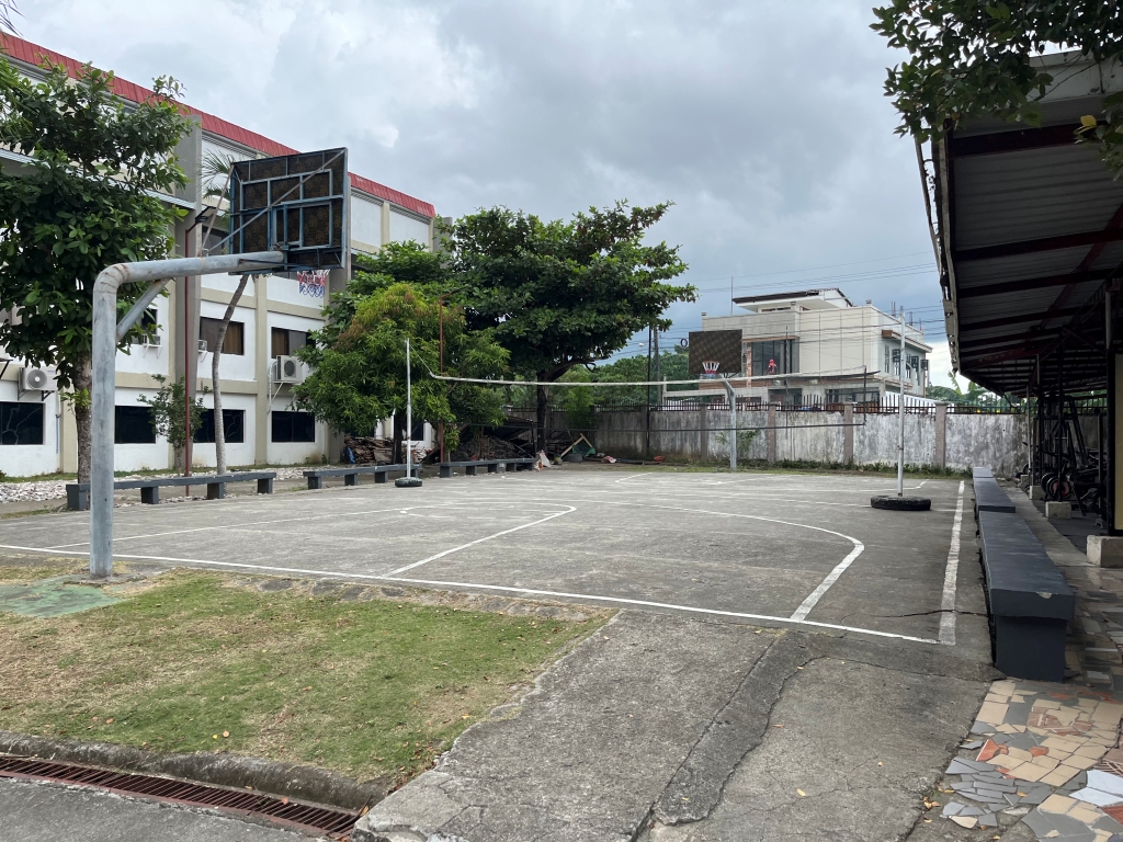 過ごしやすい自室＆学校内施設