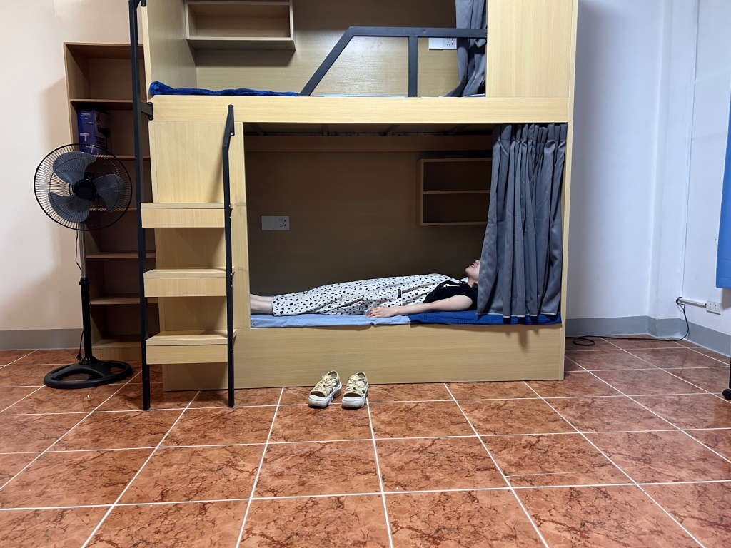 清潔で快適な寮と学習環境
