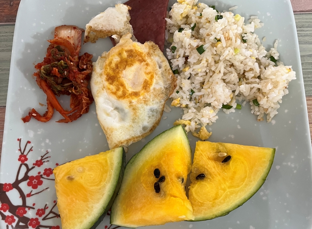 日本人好みのお食事を毎日3食提供！